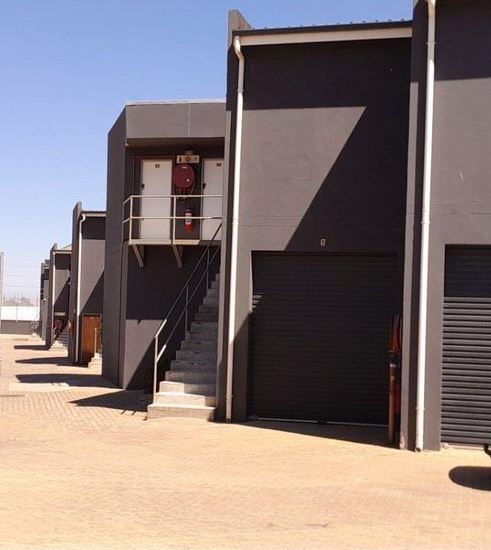 Commercial Property for Sale in Broadlands Western Cape